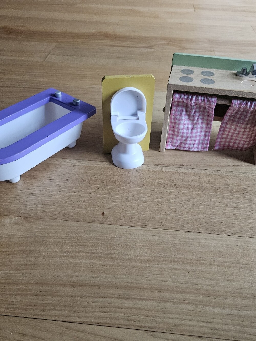 Kidkraft Kids Bath & Toilet Set - Purple, White & Yellow Doll Accessories